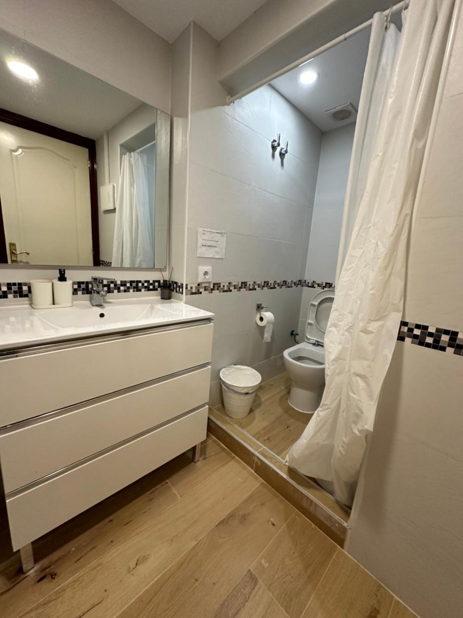 Hotel Fudodo舒适3 Beds L’Hospitalet de Llobregat Zewnętrze zdjęcie